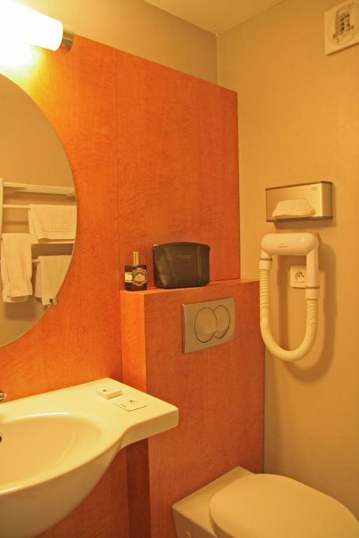 Hotel Du Parc Nantes Ouest أورفول المظهر الخارجي الصورة
